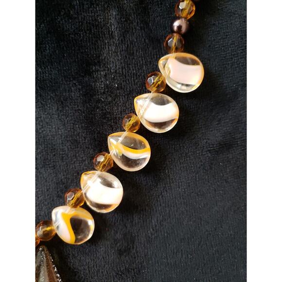 Vintage Amber Glass Bead Necklace with Teardrop Pendant and Gold Accents - Picture 3 of 6